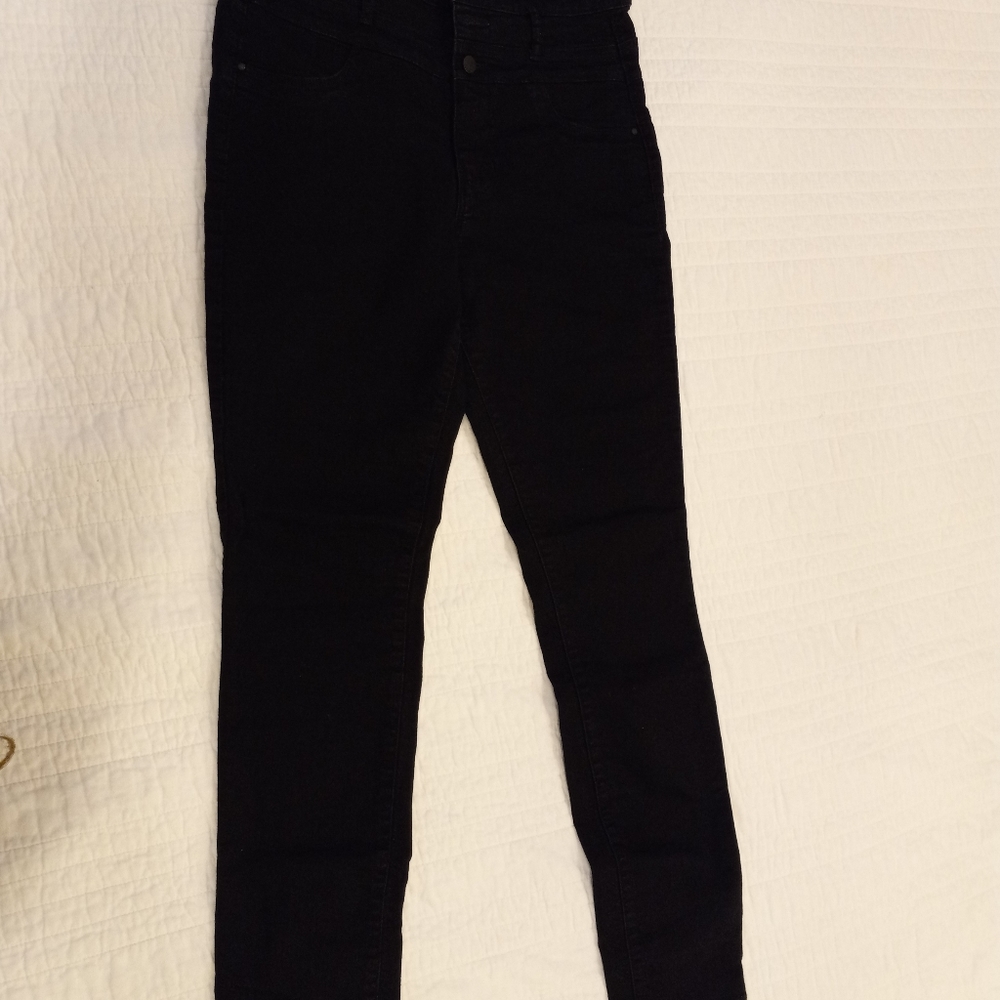 Jeans - Picture 2 of 4